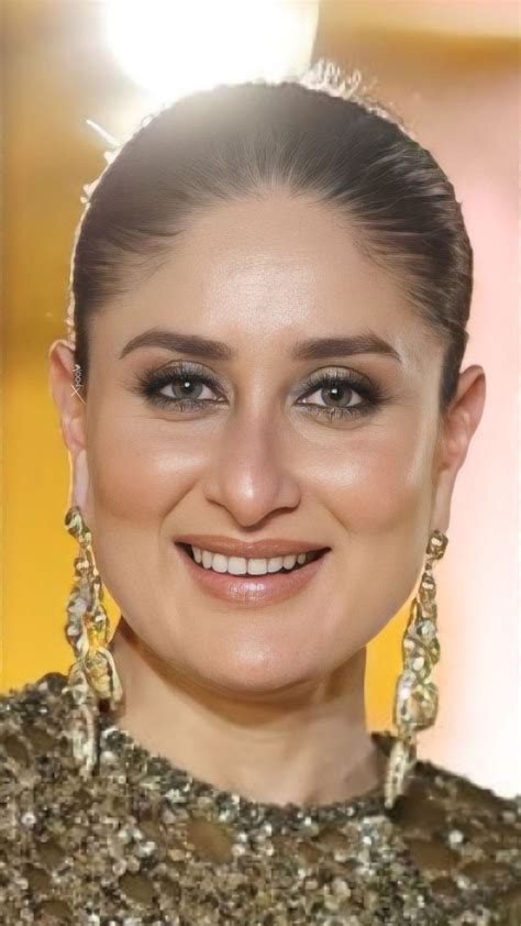 kareena sexy|Kareena Kapoor Photos: Check all Stunning, Hottest。